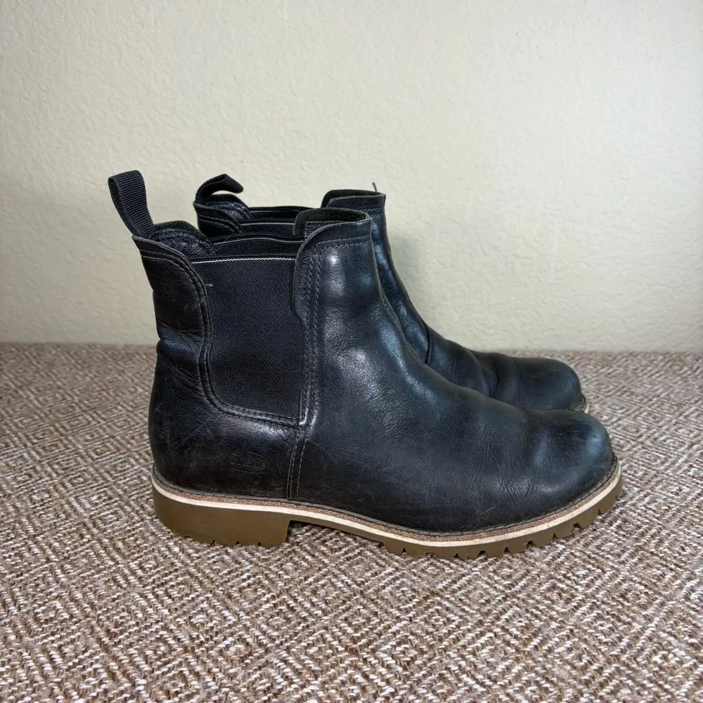 CHACO Womens Black Leather Pull On Ankle Boots Sz 8.5 Comfy Casual Nice Break In - Picture 1 of 7